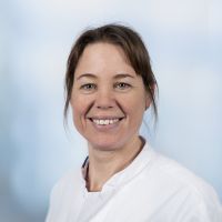 Dr. K. de Leeuw Dr. K. de Leeuw
